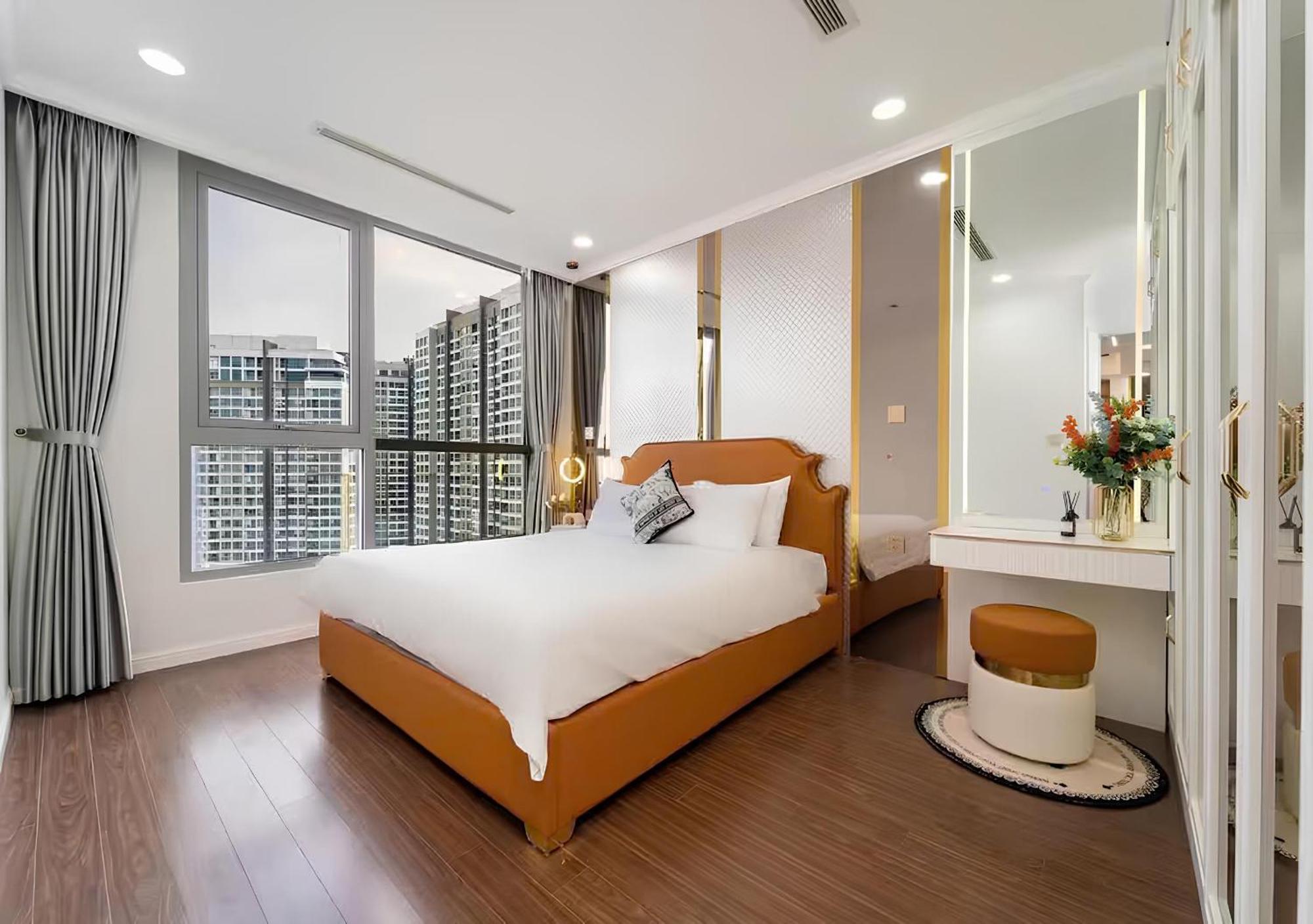 The Landmark View Apartment